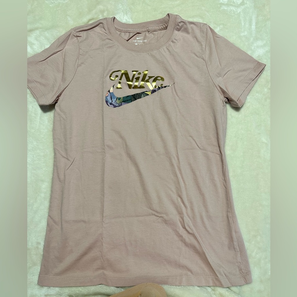 The Nike Tee